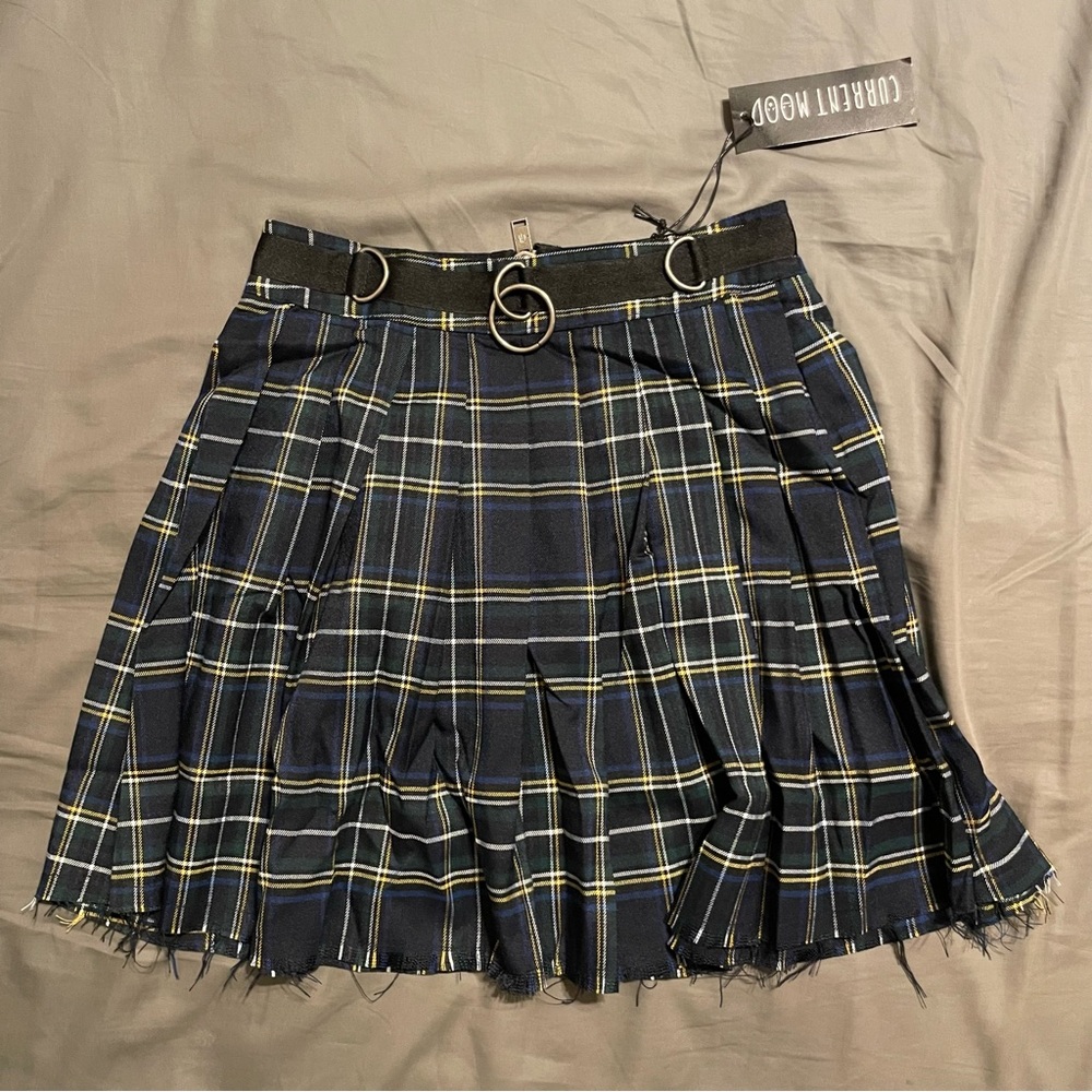 NEW CURRENT MOOD CLOTHING Pleated Skirt